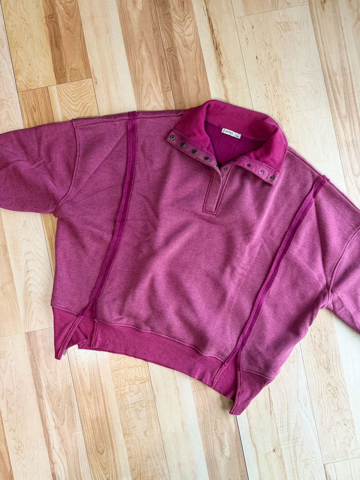 MINERAL WASH SNAP PULLOVER - RASPBERRY