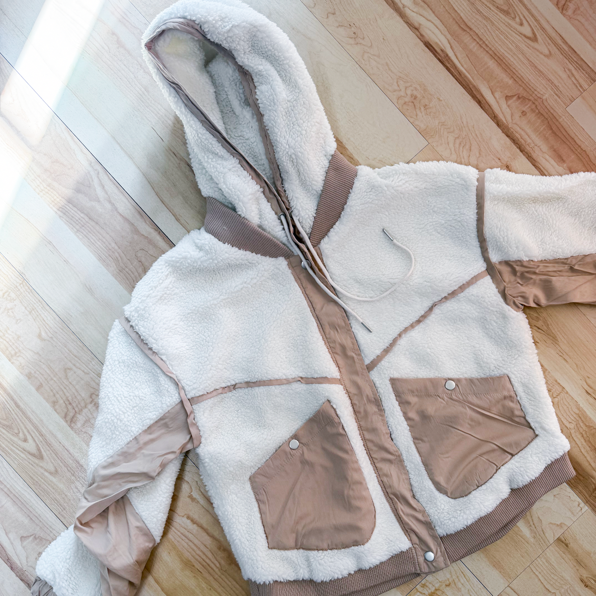 Contrast Panel Sherpa Hooded Jacket - Whip Cream