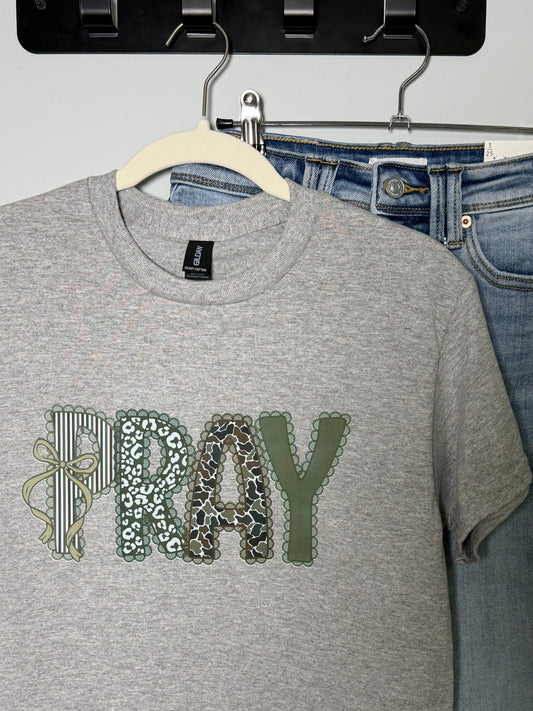 Pray Graphic Tee - heather grey